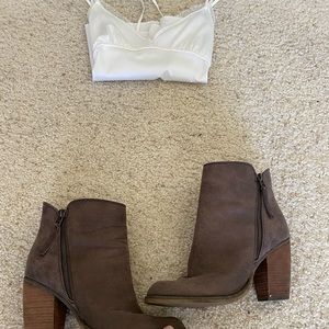 Sbicca vintage grey booties